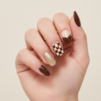 Unhas Xadrez Cappuccino